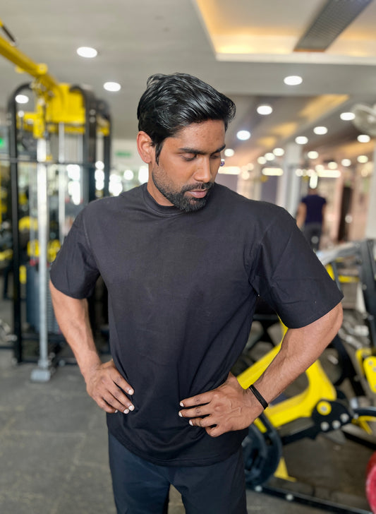 710 Oversized Tee (Black)